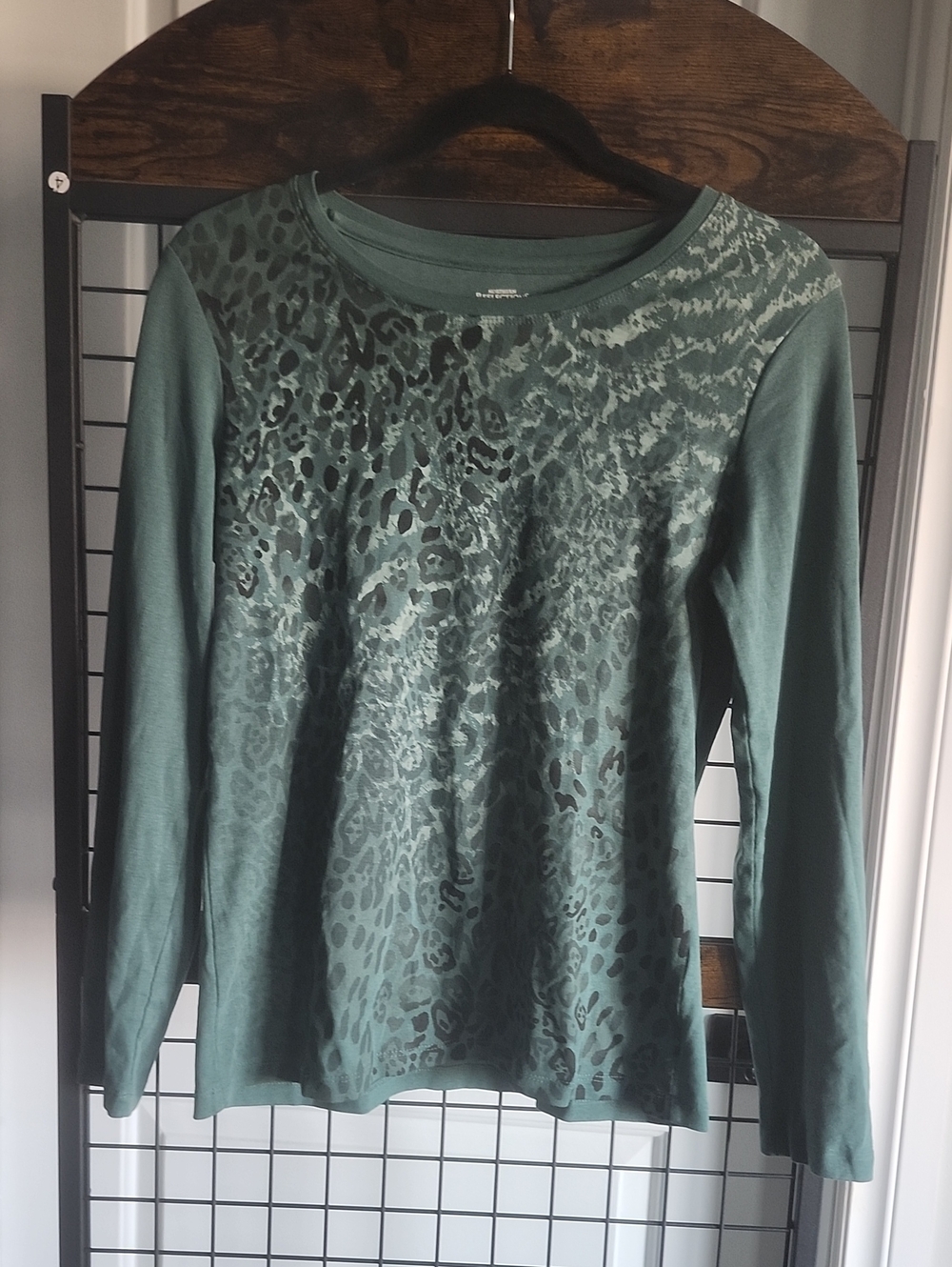 Northern Reflections Forest Green Animal-Print Long Sleeve Top